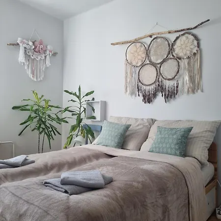 Apartment Boborjan *