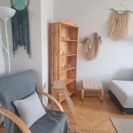 Boborjan Apartment